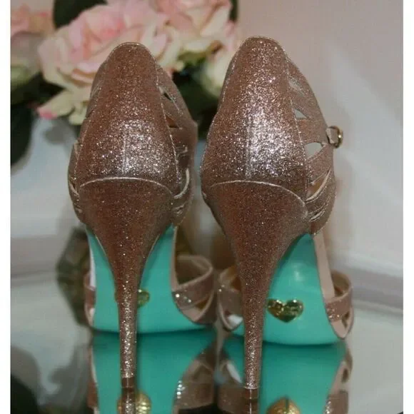 Blue By Betsey Johnson Women's 9.5 Tee Champagne heels - Picture 4 of 5